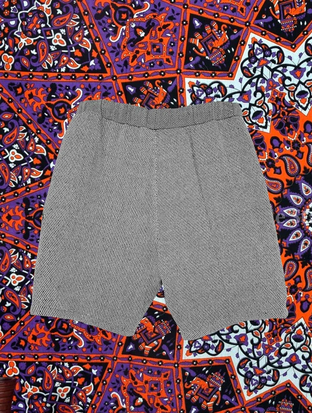 25 Tapestry Shorts