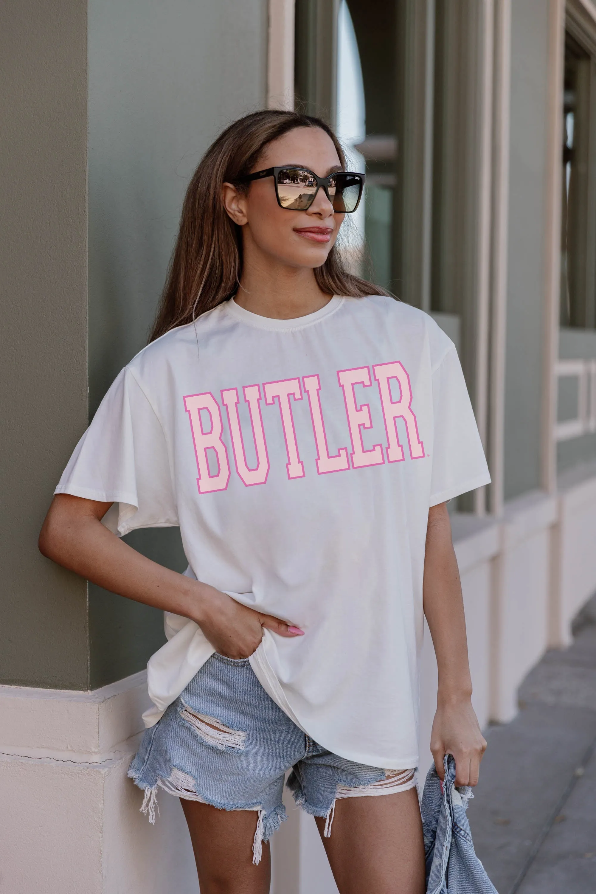 BUTLER BULLDOGS GAMEDAY ERA OVERSIZED CREWNECK TEE