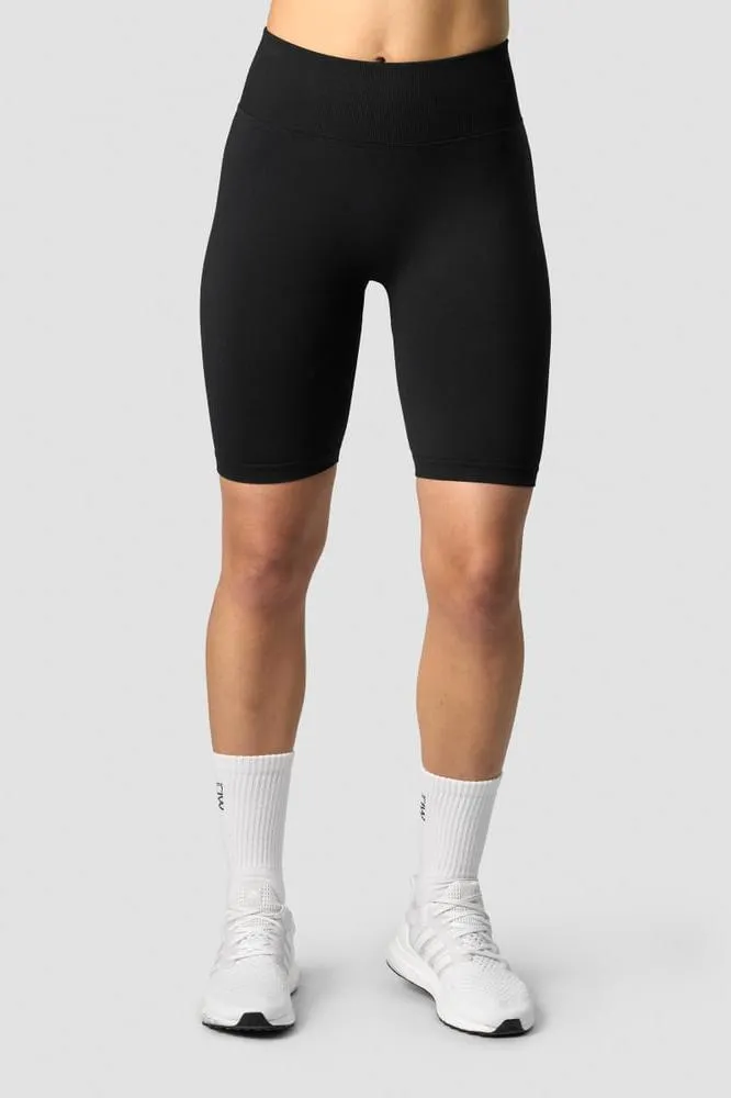 Define Seamless V-shape Biker Shorts