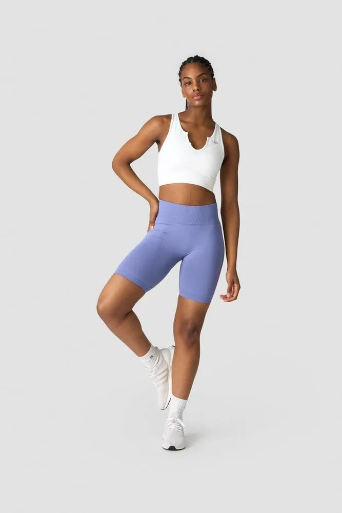 Define Seamless V-shape Biker Shorts