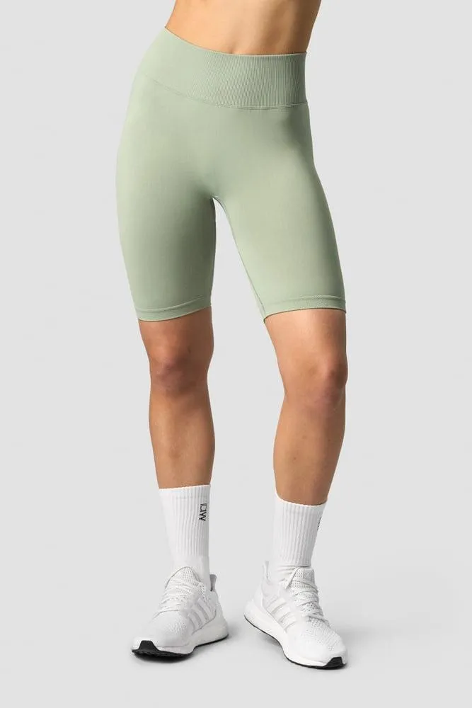 Define Seamless V-shape Biker Shorts