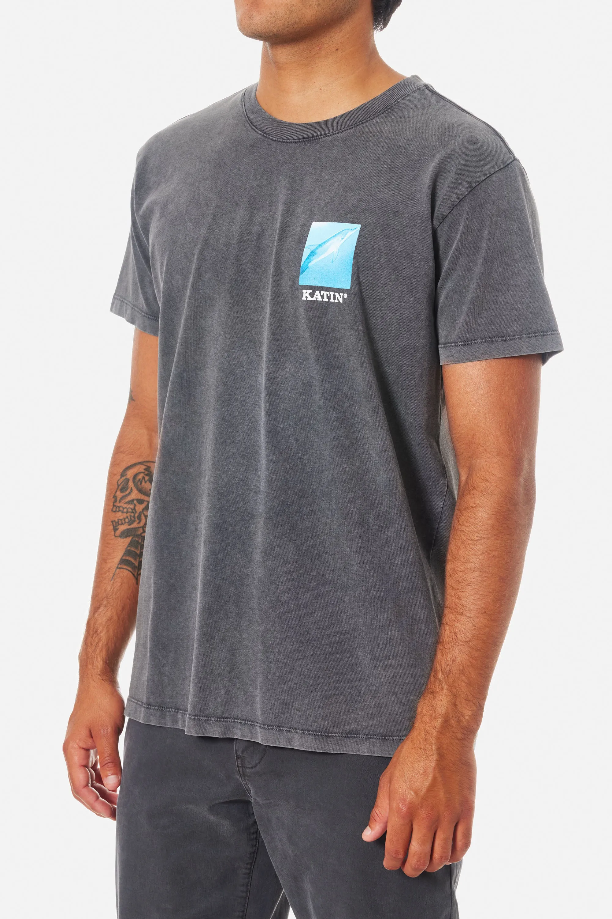 DISCOVERY TEE