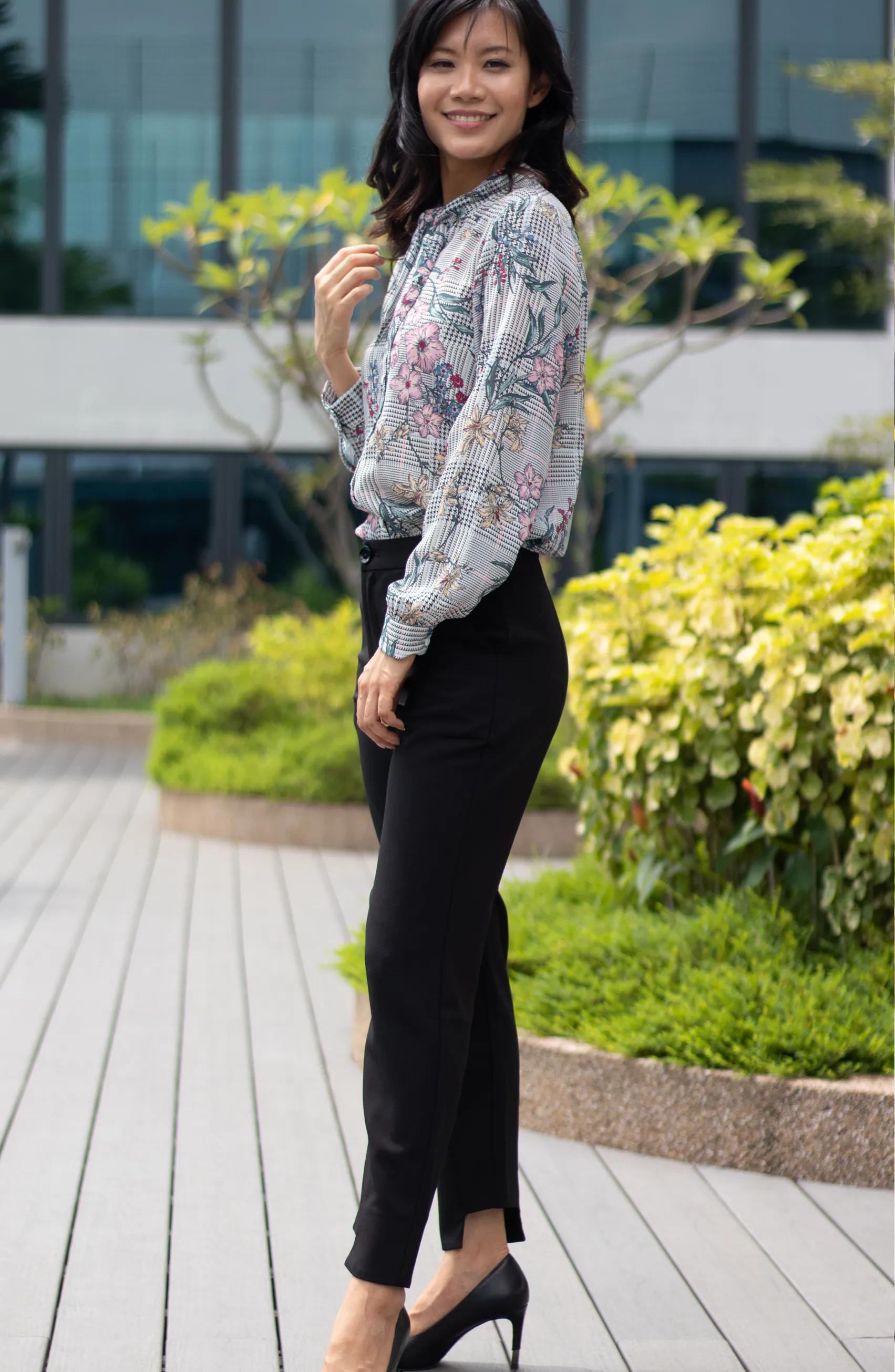 Soft Comfy Ditsy Floral Sketch Tie-Neck Cuffed Work Shirt Blouse